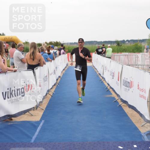 22.06.2025 - Viking Triathlon MichiJ http://msf.ph/oto/8080718 22.06.2025 15:57:44 Ziel 219 meine-sportfotos.de