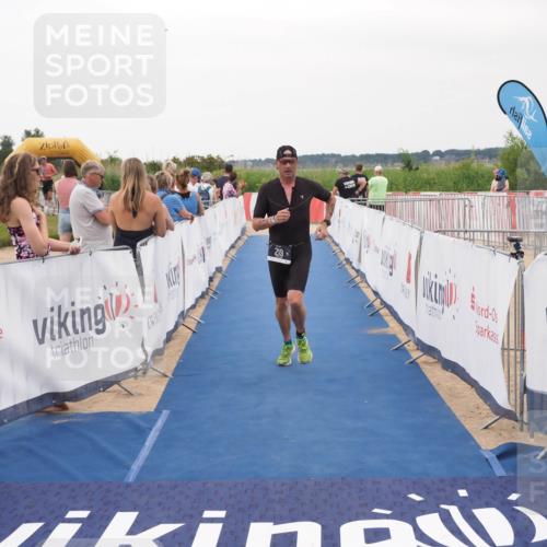 22.06.2025 - Viking Triathlon MichiJ http://msf.ph/oto/8080727 22.06.2025 15:57:45 Ziel 219 meine-sportfotos.de