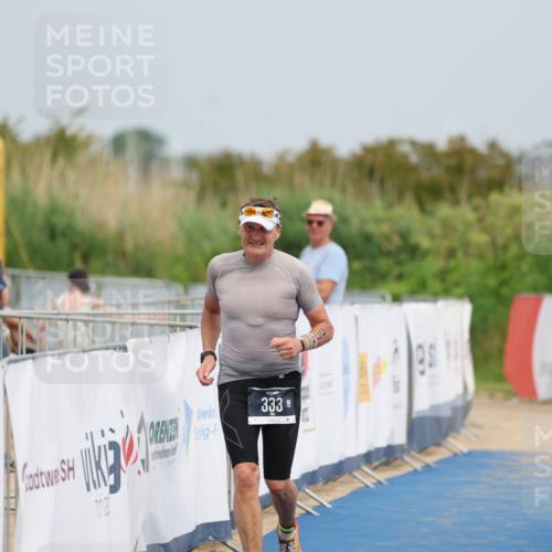 22.06.2025 - Viking Triathlon Yannick Fuchs http://msf.ph/oto/8080763 22.06.2025 17:03:29 Ziel 333 meine-sportfotos.de