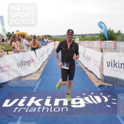 22.06.2025 - Viking Triathlon MichiJ http://msf.ph/oto/8080770 22.06.2025 15:57:46 Ziel 219 meine-sportfotos.de
