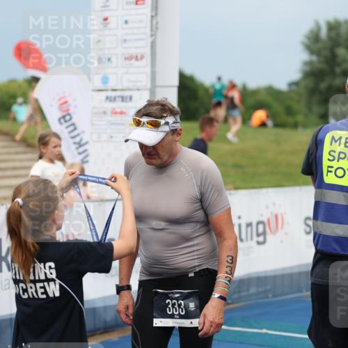 22.06.2025 - Viking Triathlon Yannick Fuchs http://msf.ph/oto/8080771 22.06.2025 17:03:38 Ziel 333 meine-sportfotos.de