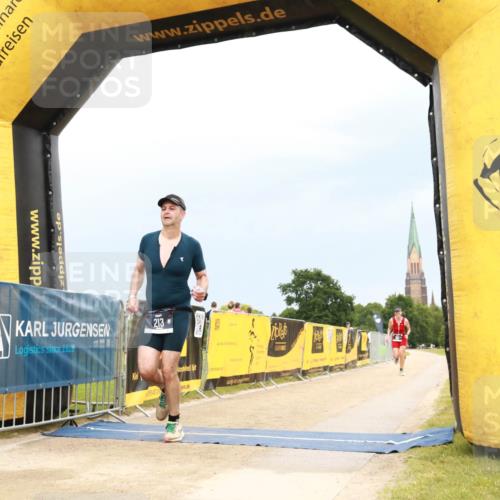 22.06.2025 - Viking Triathlon H.Heesch http://msf.ph/oto/8080777 22.06.2025 16:50:38 Laufen 213 meine-sportfotos.de