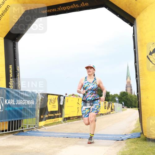 22.06.2025 - Viking Triathlon H.Heesch http://msf.ph/oto/8080785 22.06.2025 16:51:43 Laufen 192, 498 meine-sportfotos.de