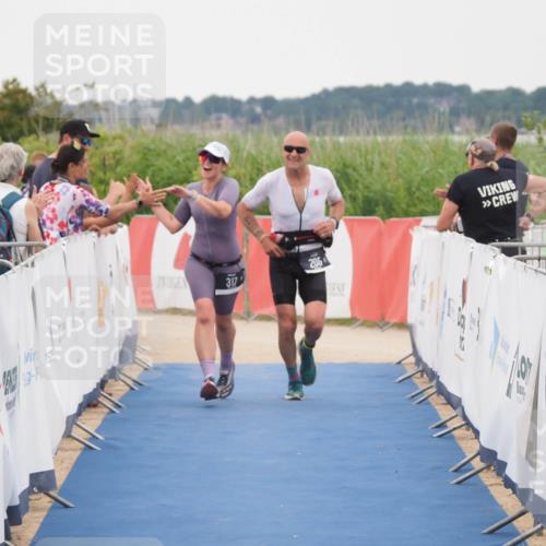 22.06.2025 - Viking Triathlon MichiJ http://msf.ph/oto/8080798 22.06.2025 15:57:51 Ziel 205, 317 meine-sportfotos.de