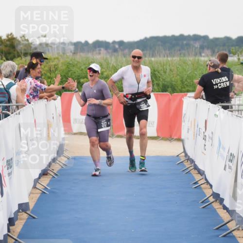 22.06.2025 - Viking Triathlon MichiJ http://msf.ph/oto/8080804 22.06.2025 15:57:51 Ziel 205, 317 meine-sportfotos.de