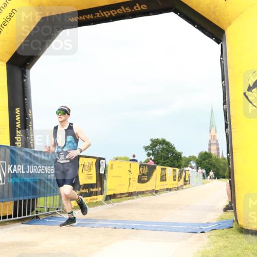 22.06.2025 - Viking Triathlon H.Heesch http://msf.ph/oto/8080817 22.06.2025 17:02:39 Laufen 136 meine-sportfotos.de