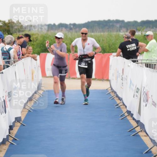 22.06.2025 - Viking Triathlon MichiJ http://msf.ph/oto/8080823 22.06.2025 15:57:52 Ziel 205, 317 meine-sportfotos.de