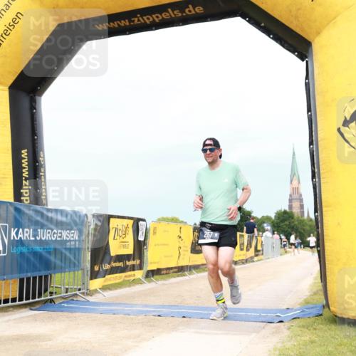 22.06.2025 - Viking Triathlon H.Heesch http://msf.ph/oto/8080827 22.06.2025 17:04:18 Laufen 257 meine-sportfotos.de