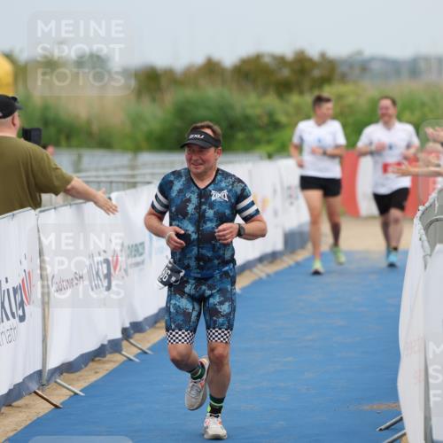 22.06.2025 - Viking Triathlon Yannick Fuchs http://msf.ph/oto/8080847 22.06.2025 17:04:47 Ziel 466, 656 meine-sportfotos.de