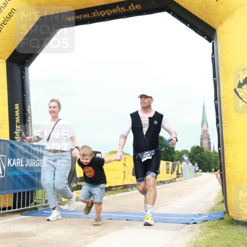 22.06.2025 - Viking Triathlon H.Heesch http://msf.ph/oto/8080858 22.06.2025 17:09:27 Laufen 246, 493 meine-sportfotos.de