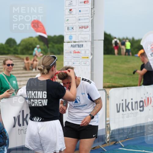 22.06.2025 - Viking Triathlon Yannick Fuchs http://msf.ph/oto/8080898 22.06.2025 17:05:04 Ziel  meine-sportfotos.de