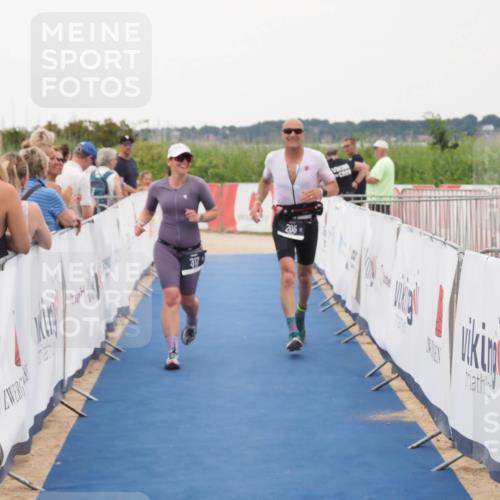 22.06.2025 - Viking Triathlon MichiJ http://msf.ph/oto/8080911 22.06.2025 15:57:54 Ziel 205, 317 meine-sportfotos.de