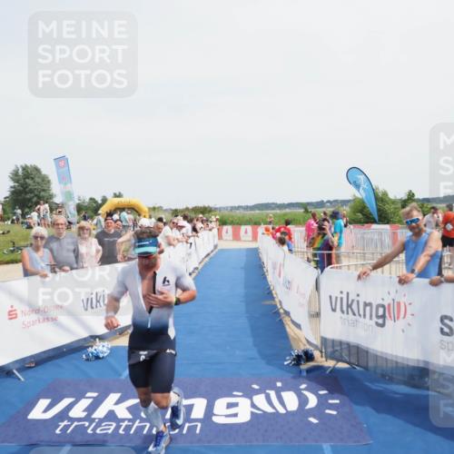 22.06.2025 - Viking Triathlon MichiJ http://msf.ph/oto/8080914 22.06.2025 14:23:31 Ziel 6 meine-sportfotos.de