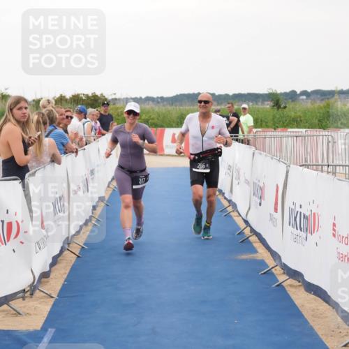 22.06.2025 - Viking Triathlon MichiJ http://msf.ph/oto/8080928 22.06.2025 15:57:54 Ziel 205, 317 meine-sportfotos.de