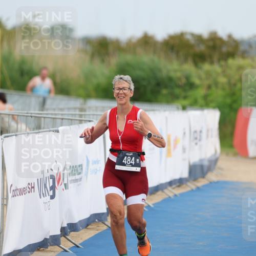 22.06.2025 - Viking Triathlon Yannick Fuchs http://msf.ph/oto/8080960 22.06.2025 17:07:23 Ziel 236, 484 meine-sportfotos.de