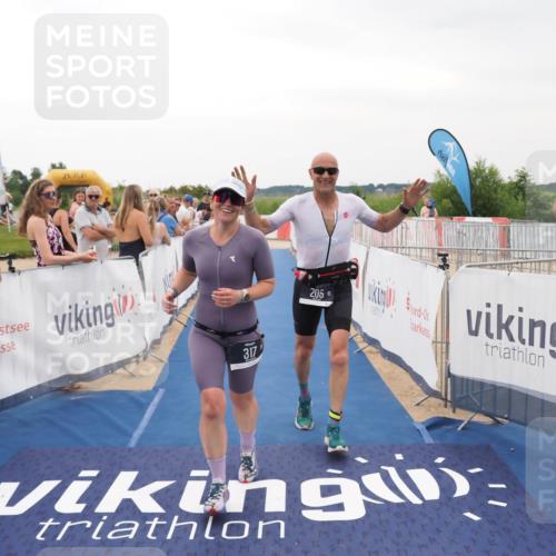 22.06.2025 - Viking Triathlon MichiJ http://msf.ph/oto/8080987 22.06.2025 15:57:56 Ziel 205, 317 meine-sportfotos.de