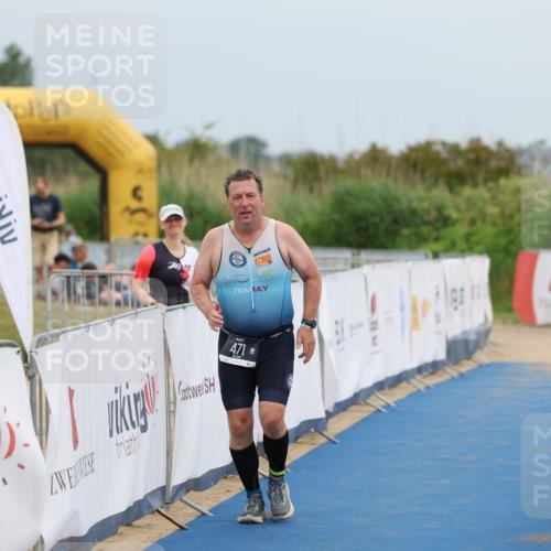 22.06.2025 - Viking Triathlon Yannick Fuchs http://msf.ph/oto/8080988 22.06.2025 17:07:38 Ziel 471 meine-sportfotos.de