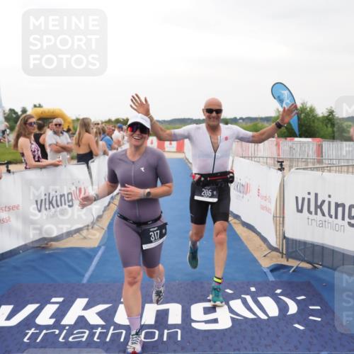 22.06.2025 - Viking Triathlon MichiJ http://msf.ph/oto/8080991 22.06.2025 15:57:56 Ziel 205, 317 meine-sportfotos.de