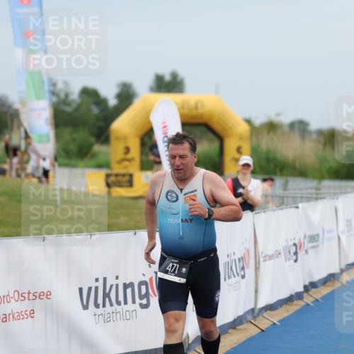 22.06.2025 - Viking Triathlon Yannick Fuchs http://msf.ph/oto/8080995 22.06.2025 17:07:40 Ziel 471 meine-sportfotos.de