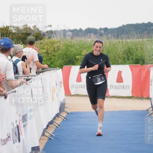 22.06.2025 - Viking Triathlon MichiJ http://msf.ph/oto/8081011 22.06.2025 15:58:27 Ziel 24 meine-sportfotos.de