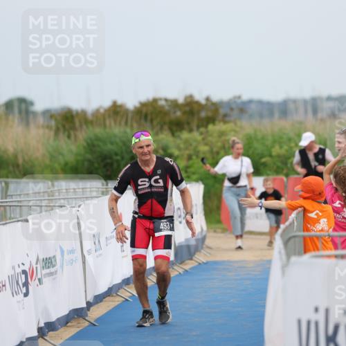 22.06.2025 - Viking Triathlon Yannick Fuchs http://msf.ph/oto/8081018 22.06.2025 17:09:38 Ziel 493 meine-sportfotos.de