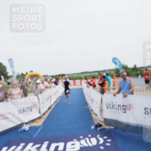 22.06.2025 - Viking Triathlon MichiJ http://msf.ph/oto/8081028 22.06.2025 14:24:58 Ziel 393 meine-sportfotos.de