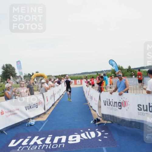 22.06.2025 - Viking Triathlon MichiJ http://msf.ph/oto/8081032 22.06.2025 14:24:58 Ziel 393 meine-sportfotos.de