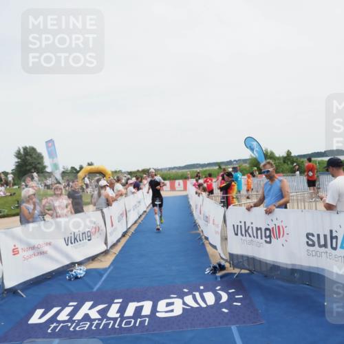 22.06.2025 - Viking Triathlon MichiJ http://msf.ph/oto/8081035 22.06.2025 14:24:58 Ziel 393 meine-sportfotos.de