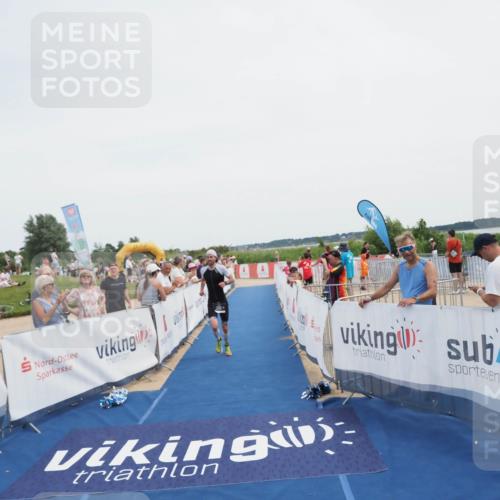 22.06.2025 - Viking Triathlon MichiJ http://msf.ph/oto/8081052 22.06.2025 14:24:59 Ziel 393 meine-sportfotos.de