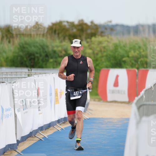 22.06.2025 - Viking Triathlon Yannick Fuchs http://msf.ph/oto/8081074 22.06.2025 17:18:01 Ziel 447 meine-sportfotos.de