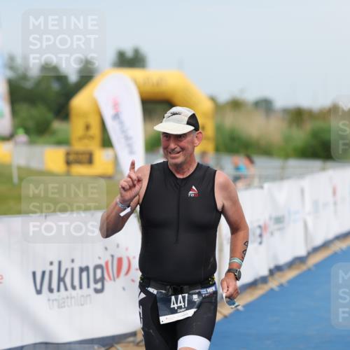 22.06.2025 - Viking Triathlon Yannick Fuchs http://msf.ph/oto/8081084 22.06.2025 17:18:05 Ziel 447 meine-sportfotos.de