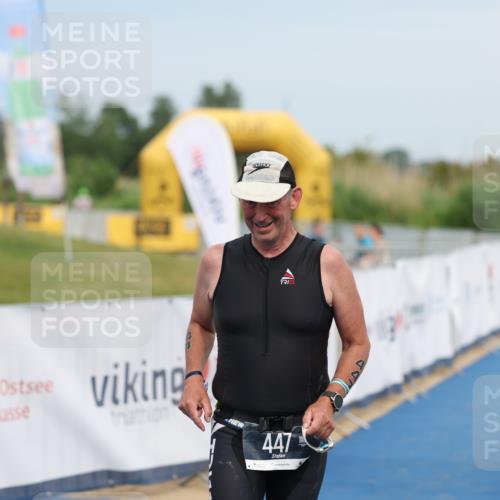 22.06.2025 - Viking Triathlon Yannick Fuchs http://msf.ph/oto/8081085 22.06.2025 17:18:06 Ziel 447 meine-sportfotos.de