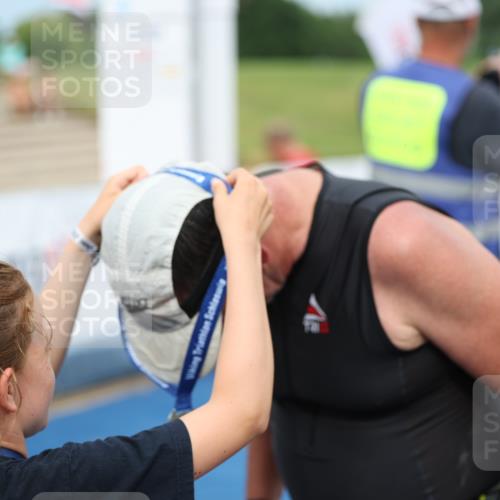 22.06.2025 - Viking Triathlon Yannick Fuchs http://msf.ph/oto/8081098 22.06.2025 17:18:09 Ziel 447 meine-sportfotos.de