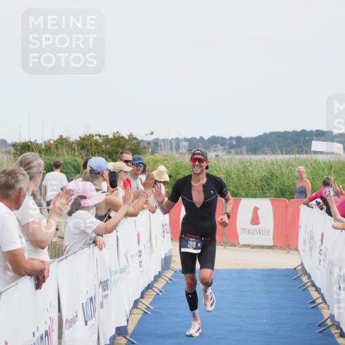 22.06.2025 - Viking Triathlon MichiJ http://msf.ph/oto/8081128 22.06.2025 14:26:02 Ziel 188 meine-sportfotos.de