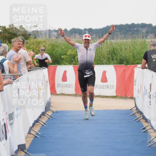 22.06.2025 - Viking Triathlon MichiJ http://msf.ph/oto/8081137 22.06.2025 15:58:40 Ziel 254 meine-sportfotos.de