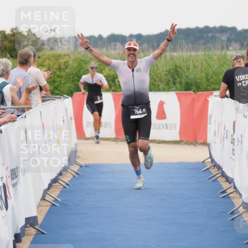 22.06.2025 - Viking Triathlon MichiJ http://msf.ph/oto/8081154 22.06.2025 15:58:40 Ziel 254 meine-sportfotos.de