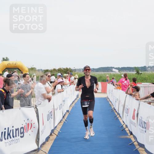 22.06.2025 - Viking Triathlon MichiJ http://msf.ph/oto/8081168 22.06.2025 14:26:03 Ziel 188 meine-sportfotos.de