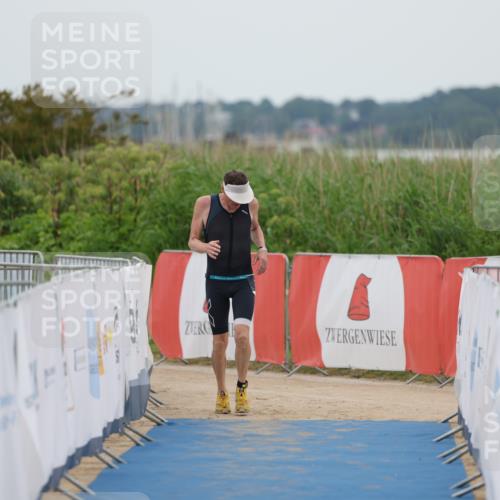 22.06.2025 - Viking Triathlon Yannick Fuchs http://msf.ph/oto/8081169 22.06.2025 17:23:42 Ziel  meine-sportfotos.de