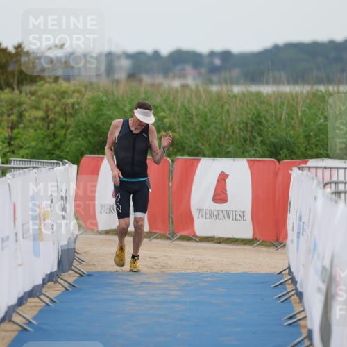 22.06.2025 - Viking Triathlon Yannick Fuchs http://msf.ph/oto/8081170 22.06.2025 17:23:42 Ziel  meine-sportfotos.de