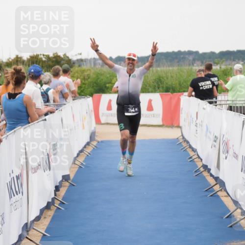 22.06.2025 - Viking Triathlon MichiJ http://msf.ph/oto/8081183 22.06.2025 15:58:42 Ziel 18, 254 meine-sportfotos.de