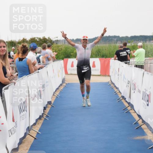 22.06.2025 - Viking Triathlon MichiJ http://msf.ph/oto/8081194 22.06.2025 15:58:42 Ziel 18, 254 meine-sportfotos.de