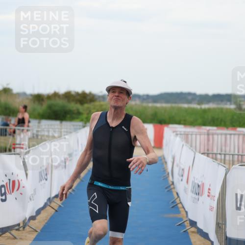 22.06.2025 - Viking Triathlon Yannick Fuchs http://msf.ph/oto/8081209 22.06.2025 17:23:49 Ziel 346 meine-sportfotos.de