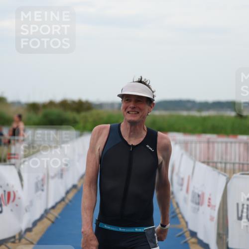 22.06.2025 - Viking Triathlon Yannick Fuchs http://msf.ph/oto/8081214 22.06.2025 17:23:50 Ziel 346 meine-sportfotos.de