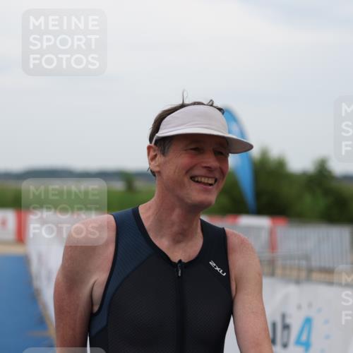 22.06.2025 - Viking Triathlon Yannick Fuchs http://msf.ph/oto/8081221 22.06.2025 17:23:52 Ziel 346 meine-sportfotos.de