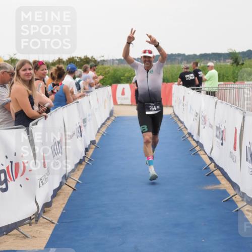22.06.2025 - Viking Triathlon MichiJ http://msf.ph/oto/8081226 22.06.2025 15:58:43 Ziel 18, 254 meine-sportfotos.de