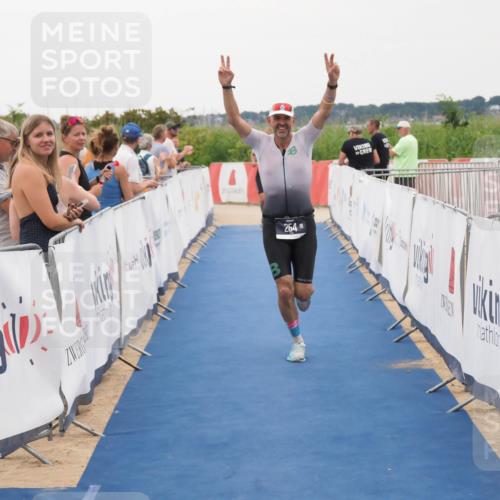 22.06.2025 - Viking Triathlon MichiJ http://msf.ph/oto/8081229 22.06.2025 15:58:43 Ziel 18, 254 meine-sportfotos.de