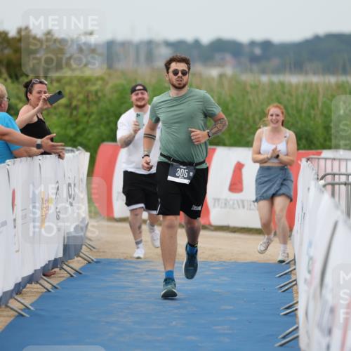 22.06.2025 - Viking Triathlon Yannick Fuchs http://msf.ph/oto/8081259 22.06.2025 17:41:50 Ziel 305 meine-sportfotos.de
