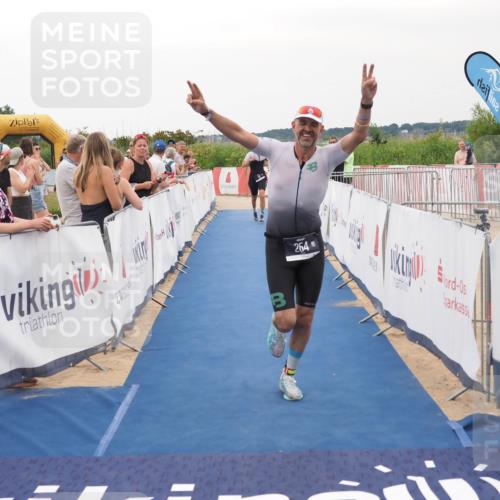 22.06.2025 - Viking Triathlon MichiJ http://msf.ph/oto/8081262 22.06.2025 15:58:44 Ziel 18, 254 meine-sportfotos.de
