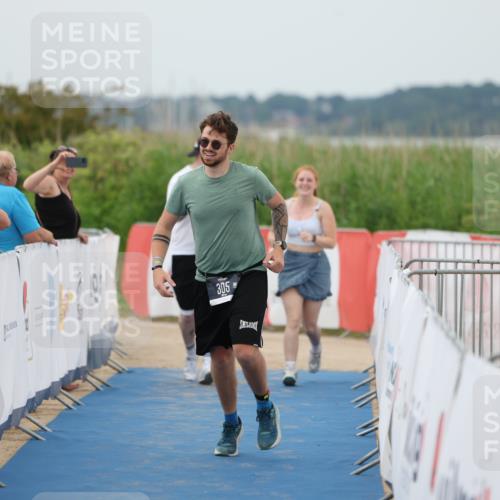 22.06.2025 - Viking Triathlon Yannick Fuchs http://msf.ph/oto/8081263 22.06.2025 17:41:51 Ziel 305 meine-sportfotos.de