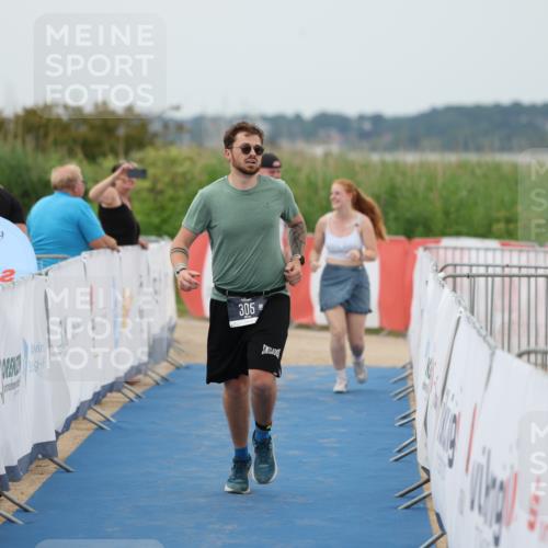 22.06.2025 - Viking Triathlon Yannick Fuchs http://msf.ph/oto/8081268 22.06.2025 17:41:52 Ziel 305 meine-sportfotos.de